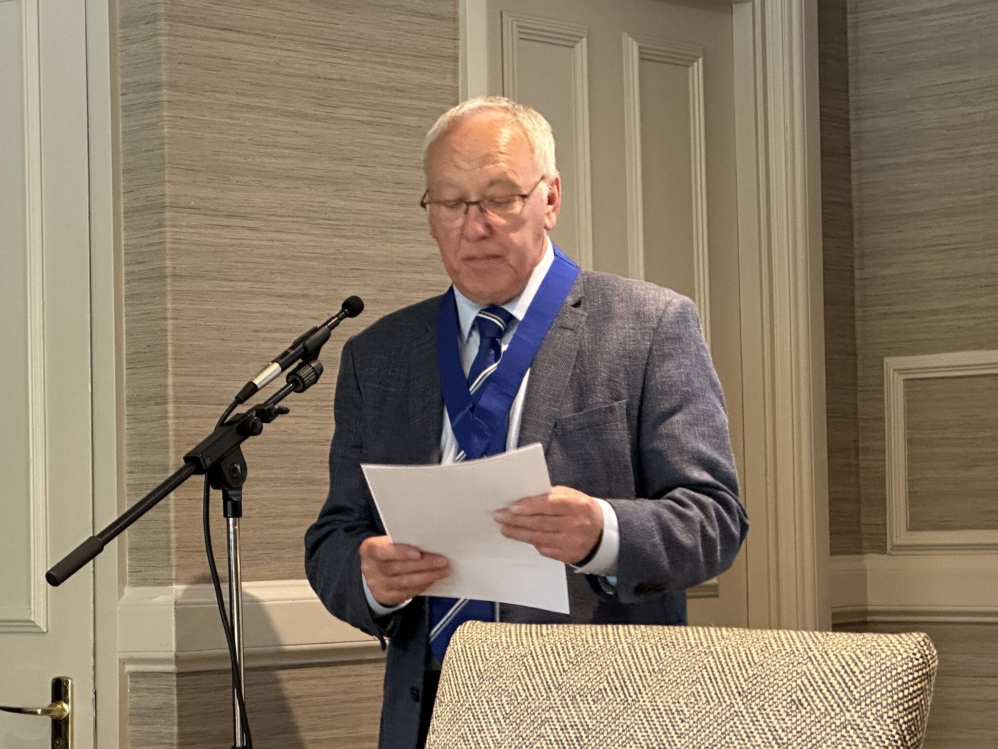 Club member speaking at a Thursday lunch